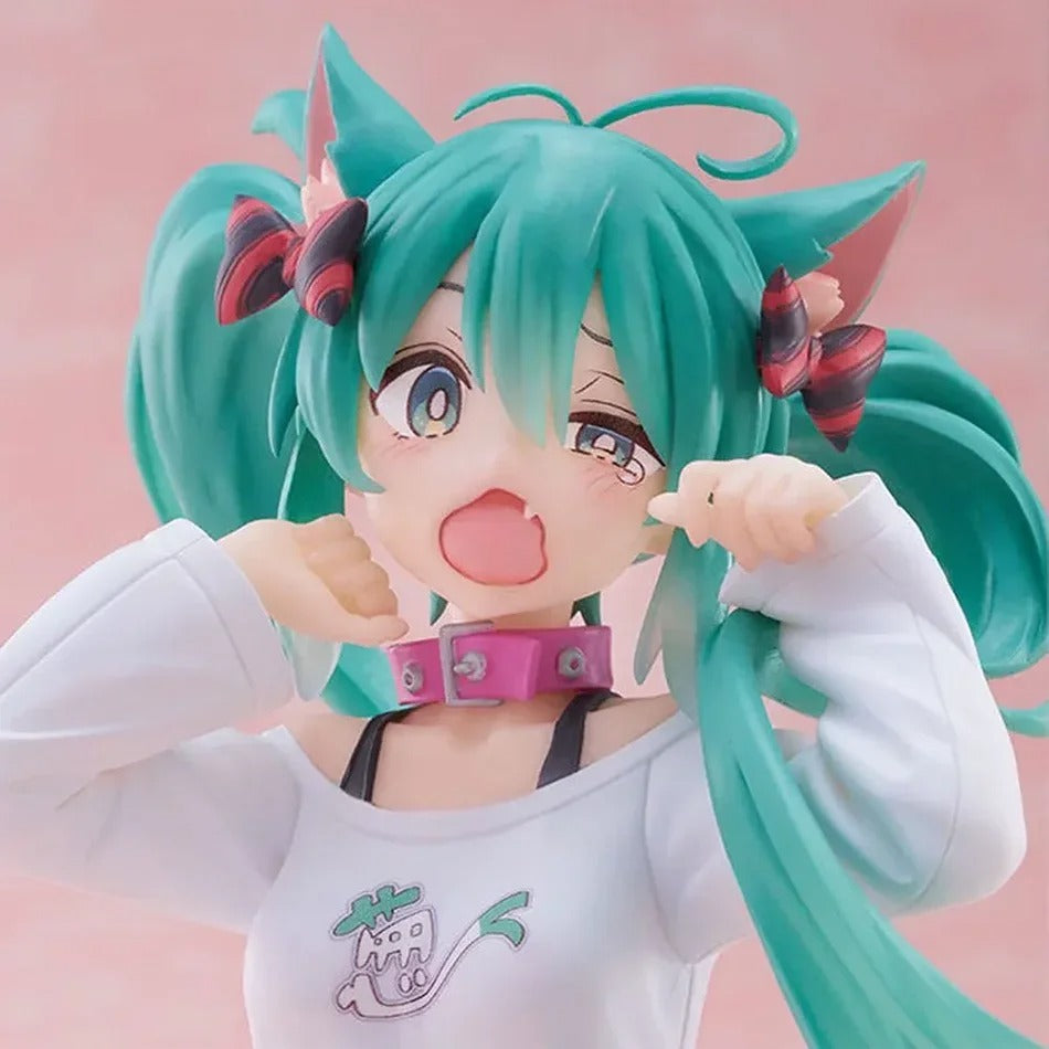 Hatsune Miku Desktop Statue