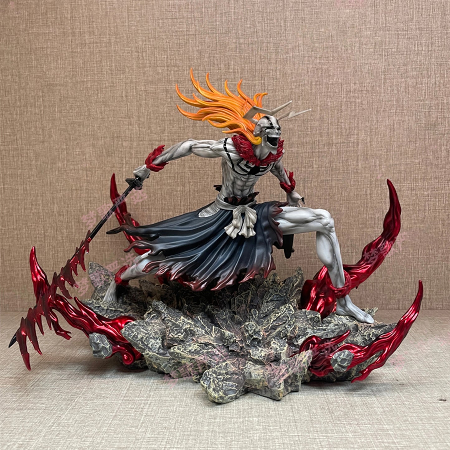 Hollowfied Ichigo statue