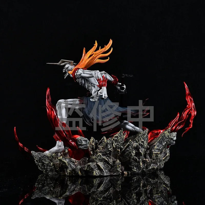Hollowfied Ichigo statue