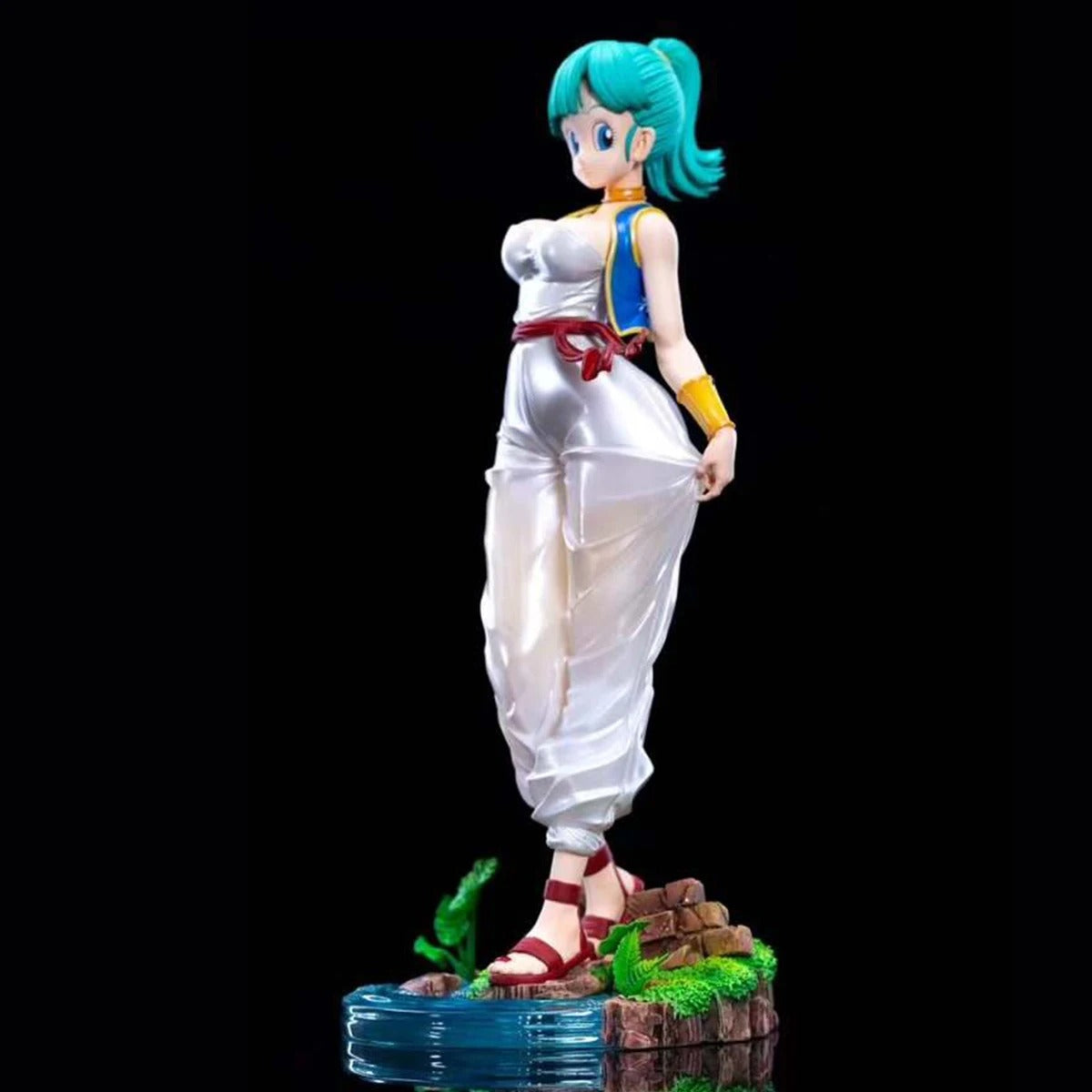 Dragon ball Bulma figure